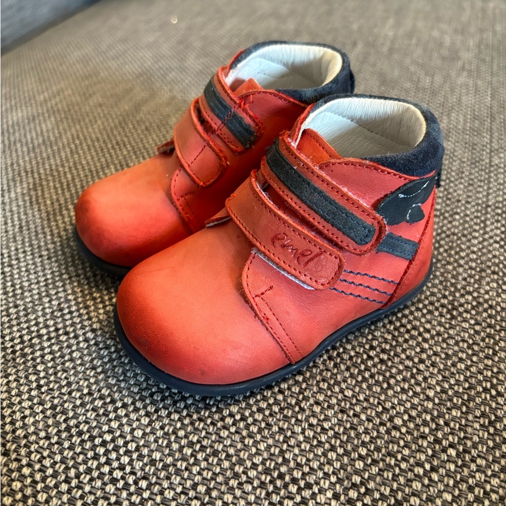 EMEL Kids Handmade  Premium Leather Booties, size 18
